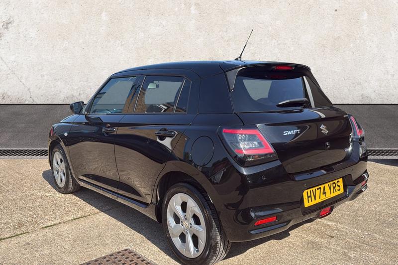 Suzuki Swift Photo cohere-d8a441c6dab6bd47ab16334834c2c4db3606bee5.jpg