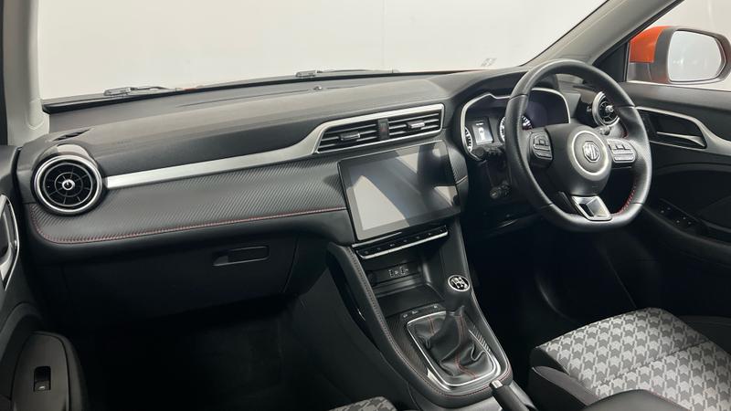 MG ZS Photo cohere-d8f5887d23b401a8575ec140801c7469319948e4.jpg