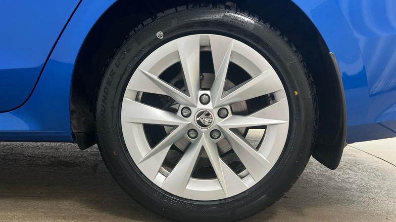 Skoda OCTAVIA Photo cohere-d8fc756679d4400d7ddba8a1282e76dbf7b4518c.jpg