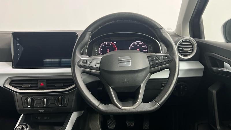 Seat Arona Photo cohere-d925a5bb434e2fd2c1a89aafe223f04d9b7b9035.jpg