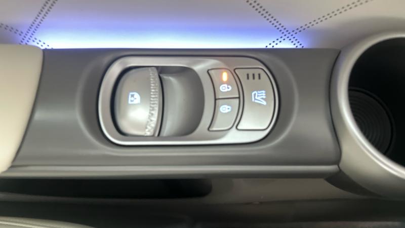 Genesis GV60 Photo cohere-d929a27c594060525d736bef4a87897155bc4cd1.jpg