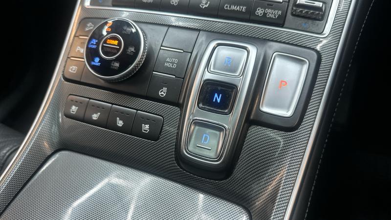 Hyundai Santa Fe Photo cohere-d9311a9bc218165a6d48c5153637fcd52eb16a26.jpg