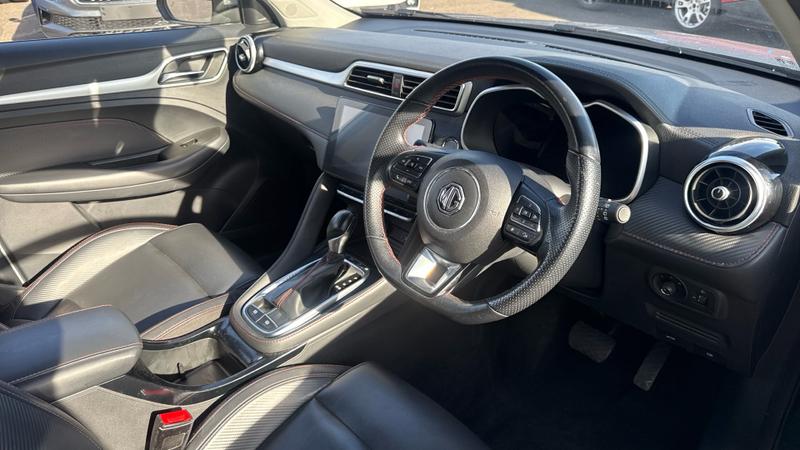 MG ZS Photo cohere-d95fdcec2af18436ebe8a22868e4067043bfe44b.jpg