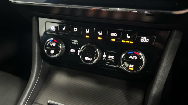 Skoda SUPERB Photo cohere-d9764f2133d7d3017d0a222c54504ed0b96a1351.jpg