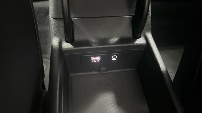 Audi A4 Photo cohere-da01c67a7ae35632f206f50a2422af77a19487c1.jpg