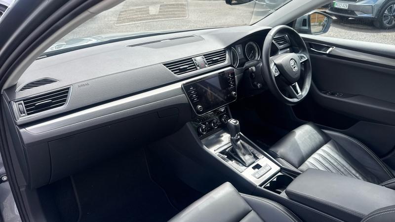 Skoda SUPERB Photo cohere-da89c3e53a43dc4c274a9d009c5e2b20346ad441.jpg