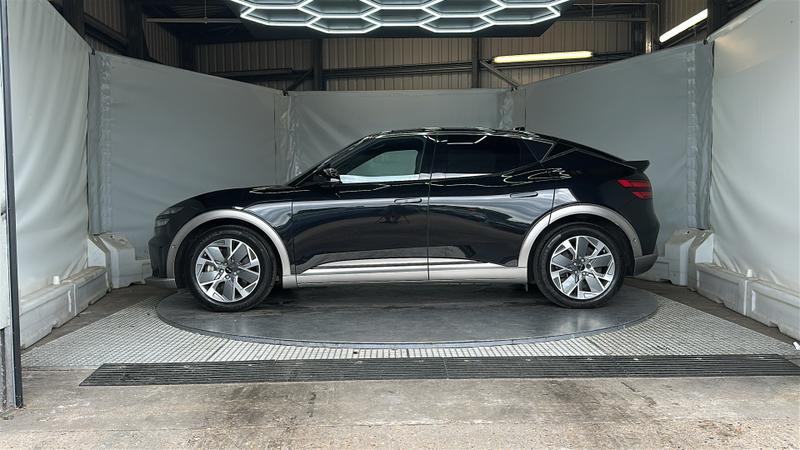 Genesis GV60 Photo cohere-db7561e2acb2619a7c4d46bd7ef0e3926df0fc29.jpg