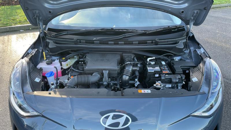 Hyundai i10 Photo cohere-dc1790c9b7ba0e7765811a9491a651ceb7f8b4c9.jpg
