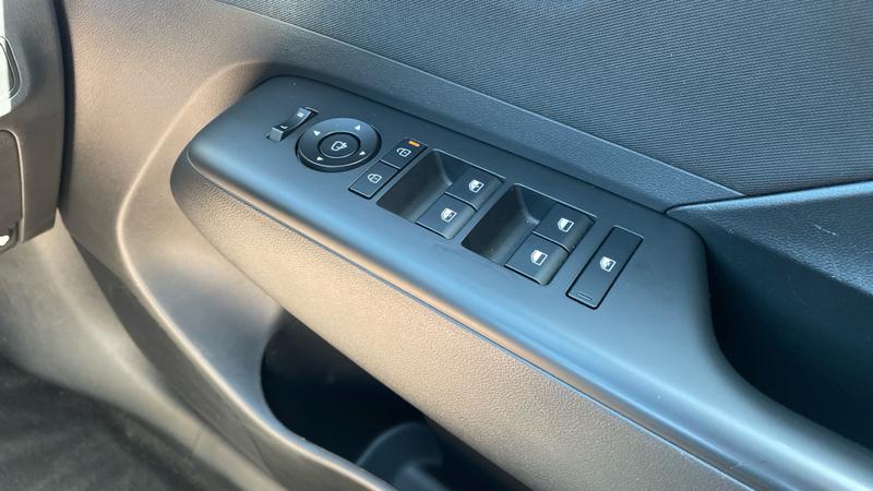 Hyundai KONA Photo cohere-dc304d1c064c600e4c3151dc4b6387f2bf6db440.jpg