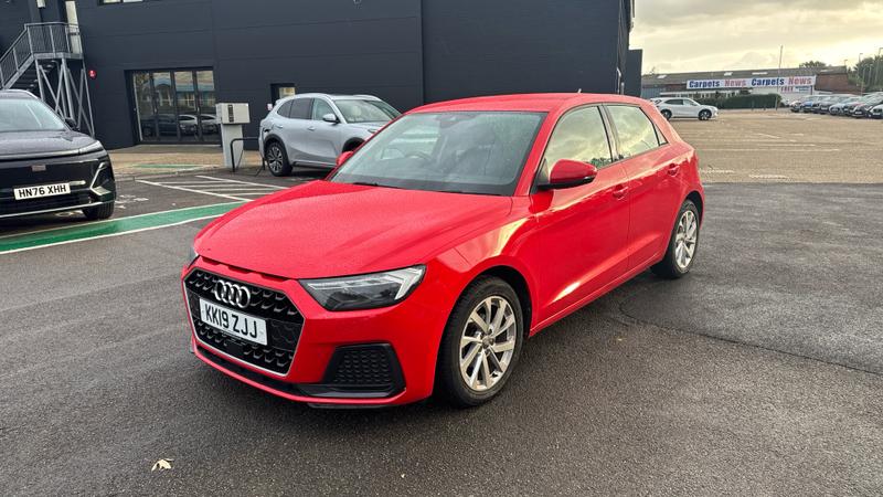 Audi A1 Photo cohere-dc323969d7cb7002a641769fdc31d16be506f02f.jpg