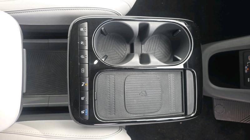 Hyundai IONIQ 5 Photo cohere-dce5a9336b7a9655026048817c7c89e3323dd4b1.jpg