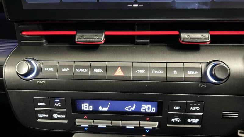 Hyundai KONA Photo cohere-dd216a4234c8a655b88165d5a57fd0e6f83a408a.jpg