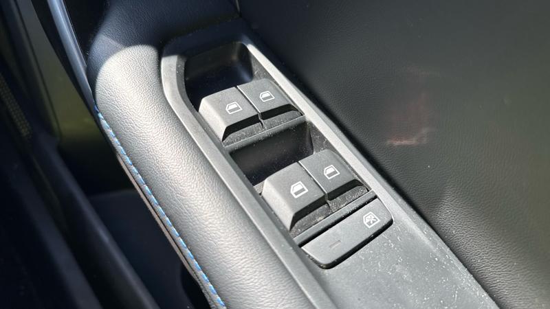 MG MG4 EV Photo cohere-dd2ac77b5b7f3e9d37e45c3f4be0310b76449497.jpg