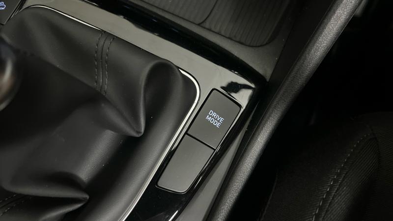 Hyundai TUCSON Photo cohere-ddb7f0a6078e3fa81012c4ce248567f5c55a11f8.jpg