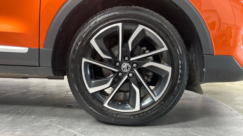 MG MG ZS Photo cohere-ddfad8f6202893e0e6ffd76f9e11f5429a70f7e2.jpg