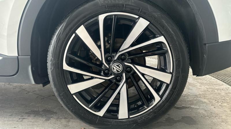 MG ZS Hybrid+ Photo cohere-de23e8fe81756c03aeb777fe3f6adcfe4f85c6b7.jpg