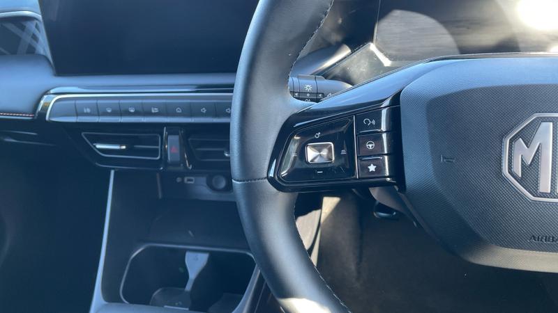 MG MG3 Hybrid+ Photo cohere-de845e0101c2a1d1181c52135960c9b17c154aec.jpg