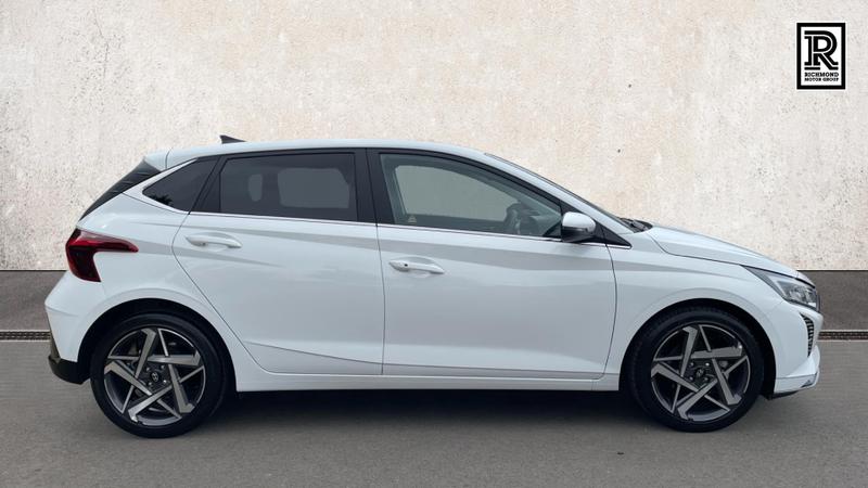 Hyundai i20 Photo cohere-deee46e00b2ab263cde175ad67c14394c27f9f74.jpg