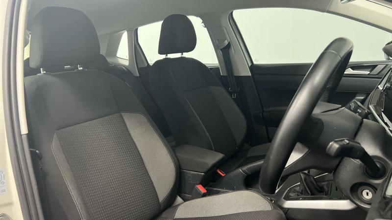 Volkswagen Polo Photo cohere-deeebba2c833513df209c15bddb23529672e6fb0.jpg