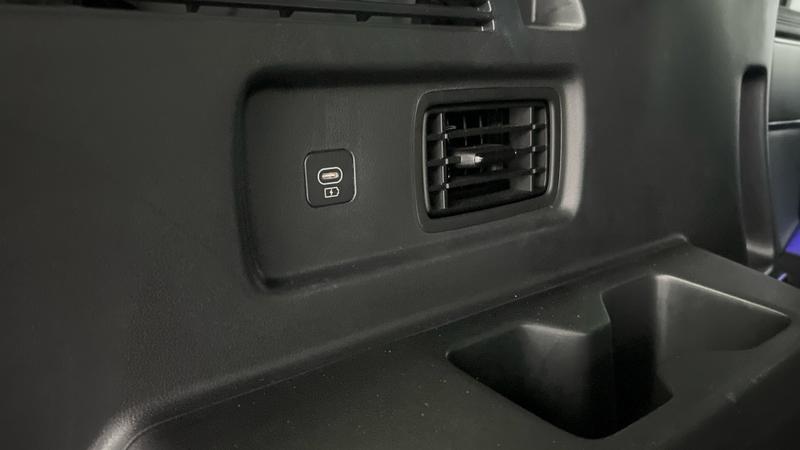 Hyundai Santa Fe Photo cohere-df768219033588d8fe40d47eae7edd2551d05430.jpg