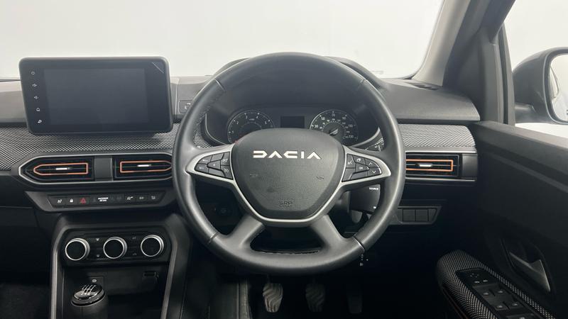 Dacia SANDERO STEPWAY Photo cohere-dfa898ef802dbabf10f95902b70b0319de5a94f6.jpg
