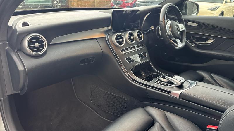 Mercedes-Benz C Class Photo cohere-e174a6e16f58297e7d2de511fb4cf677e5131a55.jpg
