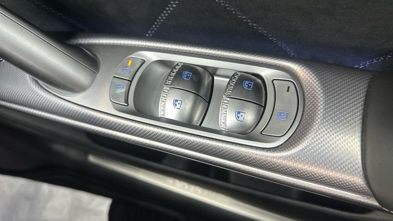 Genesis GV60 Photo cohere-e193e3f55899f0505ee559dcf966172625567e6e.jpg
