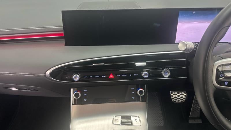 Genesis GV70 Photo cohere-e21d5aae462e47c44a0d982051282fe68a5ac062.jpg
