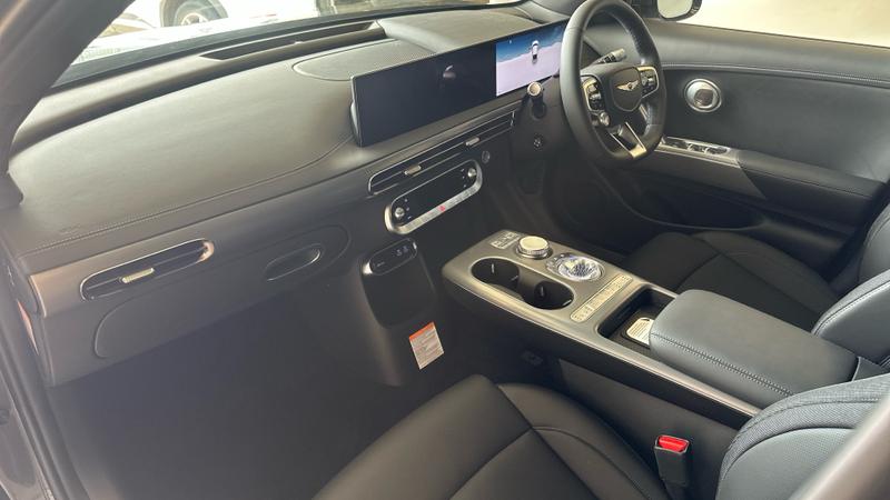 Genesis GV60 Photo cohere-e245a774b083f7beaba39834e3292df302025e66.jpg