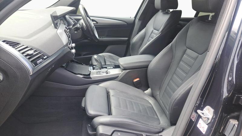 BMW X3 Photo cohere-e3baae8b4502b6fe1a9615a33e0544f10f1c7976.jpg