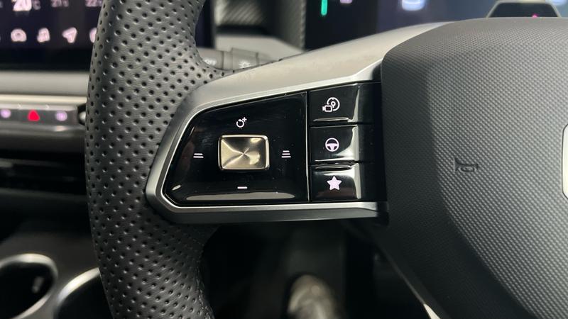 MG MGS5 EV Photo cohere-e3ef3ab41ae553e649897f306735a79953541475.jpg