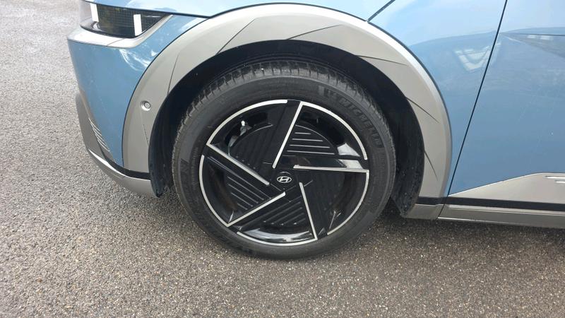 Hyundai IONIQ 5 Photo cohere-e4736acf65648db294754af56412e2c52cc1b2fe.jpg