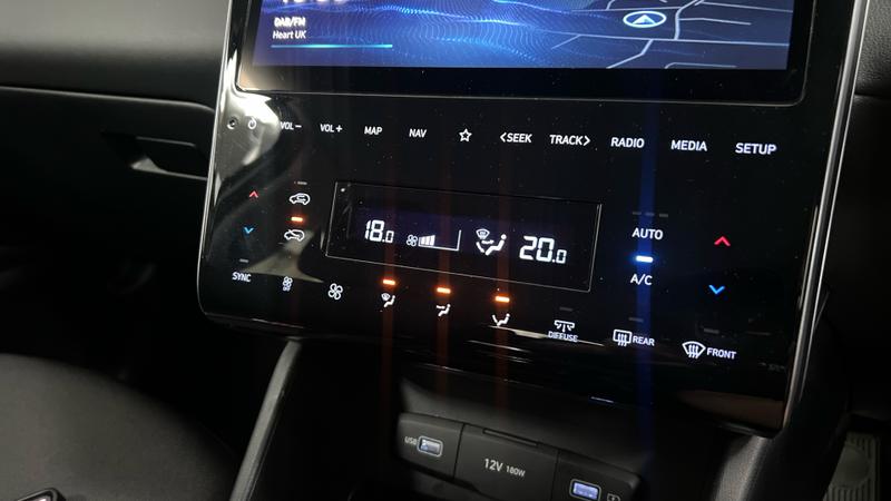 Hyundai TUCSON Photo cohere-e5b8684837bb9e877f5d898118a20b1b41106ba9.jpg