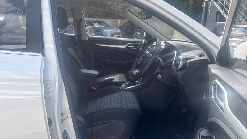 MG ZS Photo cohere-e6831f6f773be21ddb13188e05e3144558dc5305.jpg