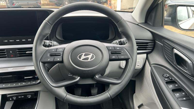 Hyundai i20 Photo cohere-e6b2500eb4a32ea53252322e633d5715fe4f5399.jpg
