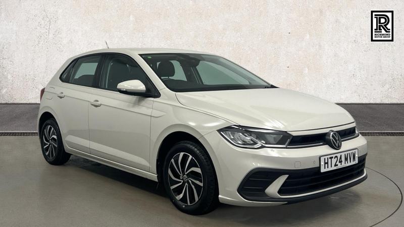 Volkswagen Polo Photo cohere-e79912080af56c46f9b29833179674cd20ce527c.jpg
