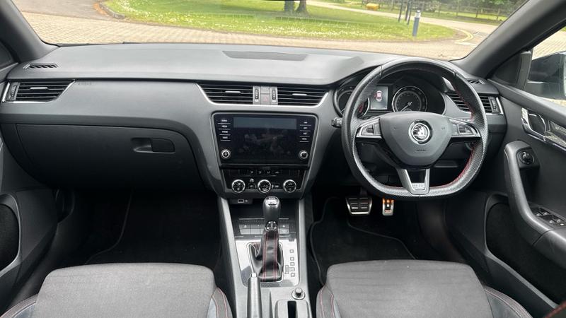 Skoda Octavia Photo cohere-e7a60b627f2aaf5bc60a30e7bfc0e5bbbaaddbd7.jpg