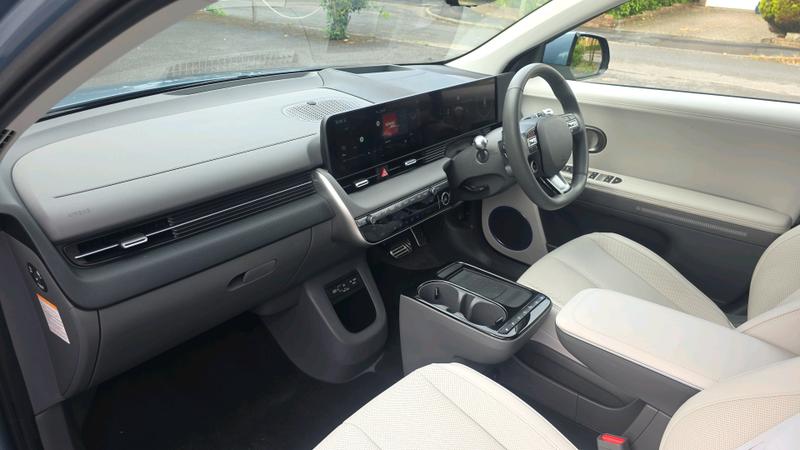 Hyundai IONIQ 5 Photo cohere-e7d94192d4c0fcc839a676ca9864886059ad2921.jpg
