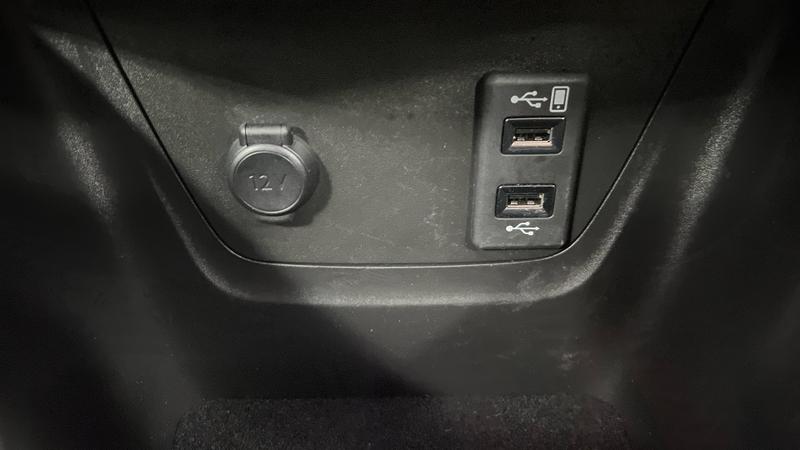 Vauxhall CROSSLAND Photo cohere-e7f62b7956b86a6e2fa0f2e9132fc420ee90da6a.jpg