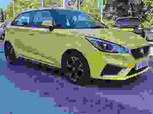 Used 2021 Mg Motor uk MG3 1.5 VTi-TECH Exclusive Nav Hatchback 5dr Petrol Manual Euro 6 (s/s) (106 ps) Yellow at Richmond Motor Group