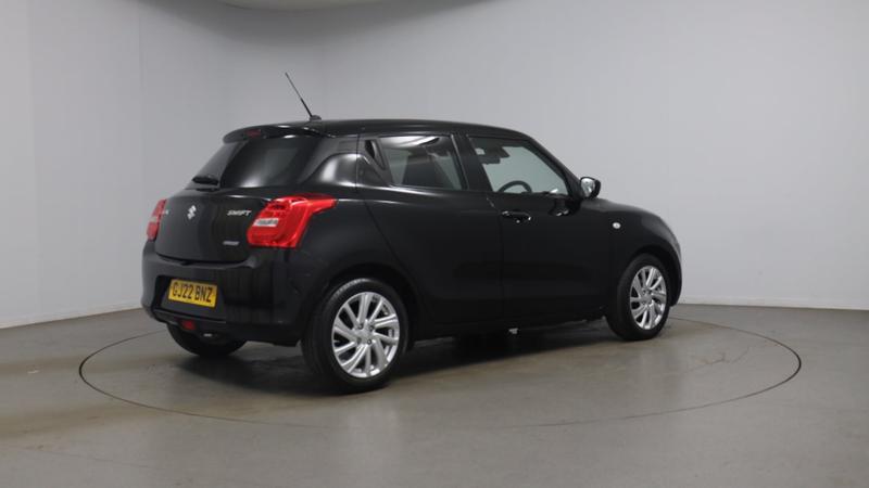 Suzuki SWIFT Photo cohere-e848283a0e6b6dd8e6d8fd9aaa68331c252f8a1e.jpg