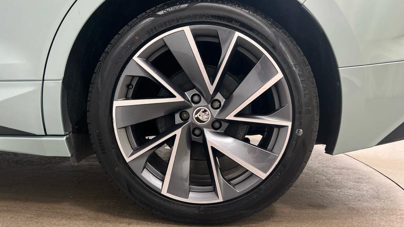 Skoda ENYAQ Photo cohere-e8cd86423e073ba1dedf065db694e9d63a818b0b.jpg