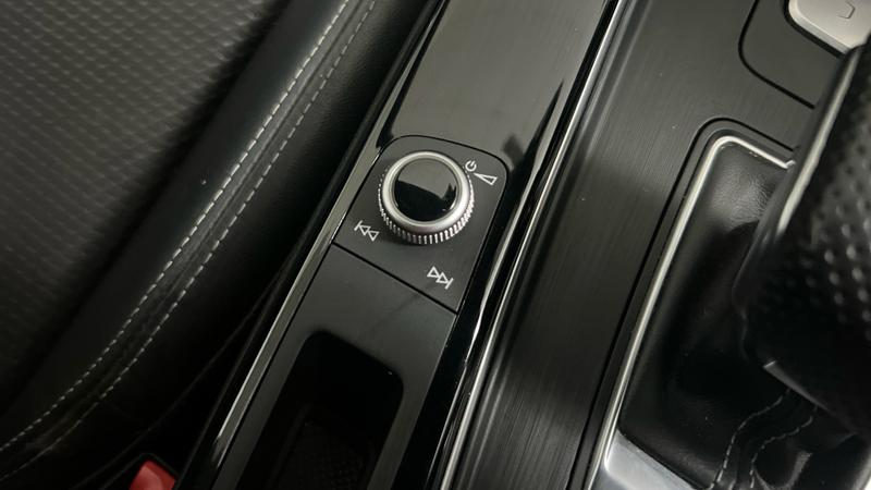 Audi A4 Photo cohere-e903e491dd4231efdc04fc514faa46ca9dadd2d6.jpg