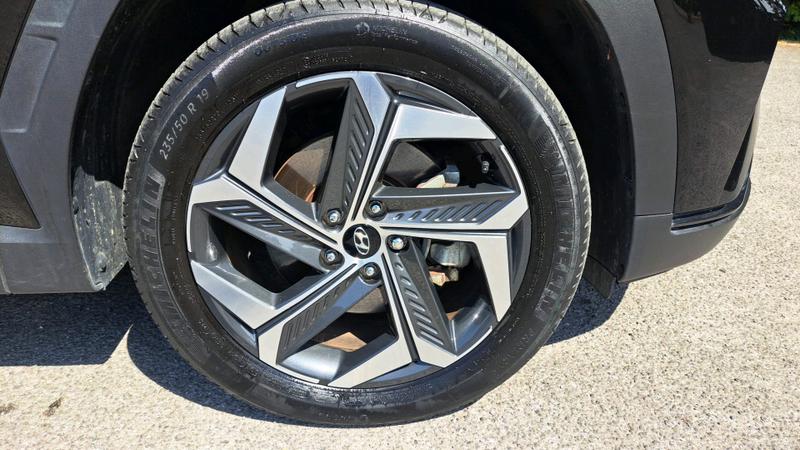 Hyundai TUCSON Photo cohere-ea3bdacb78a4a3ddba0ffb04931924c102aaf482.jpg