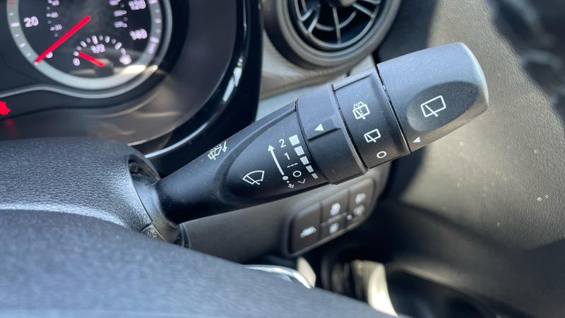 Hyundai i10 Photo cohere-ea98af9008007e68f412d4fa4e5a893e3dd0dadb.jpg