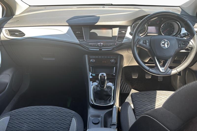 Vauxhall Astra Photo cohere-eab7cfca2dc39aa5f20819880a817eedce3610bc.jpg