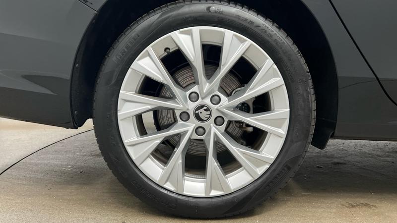 Skoda SUPERB Photo cohere-eb11bff91942cc01cb0a29f741767a600ea98514.jpg
