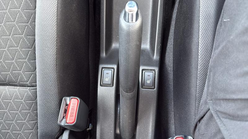 Suzuki SWIFT Photo cohere-ebf9bde8e66f218d42b194ee15fa7860946805af.jpg