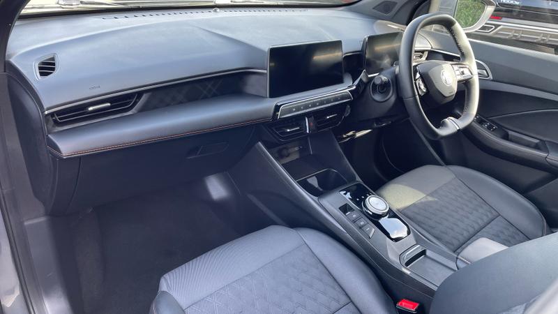 MG MG3 Hybrid+ Photo cohere-ec82179896b9c9cf6f8c3759436d1f5f0b8c70e2.jpg