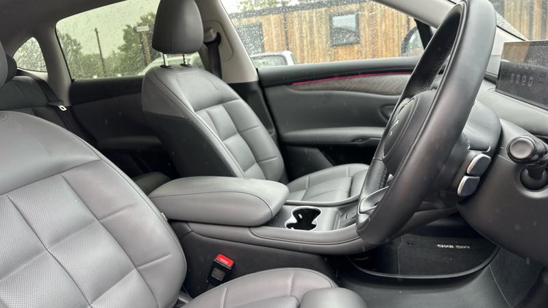 MG MG IM6 Photo cohere-ed283a9e01410da3e548b6924d7d42d1130bb7d5.jpg
